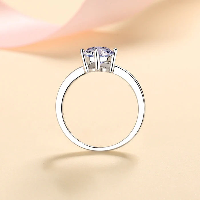 Vanna Moissanite Ring