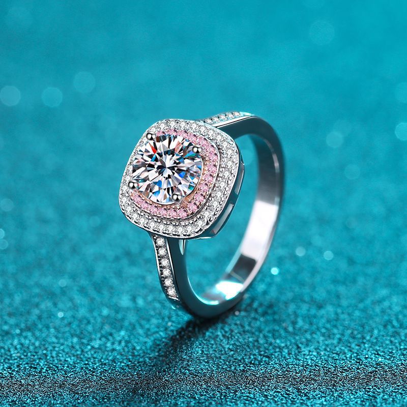 Xiomara Moissanite Ring