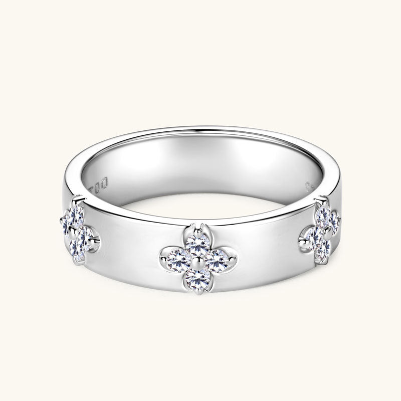 Odette Moissanite Ring