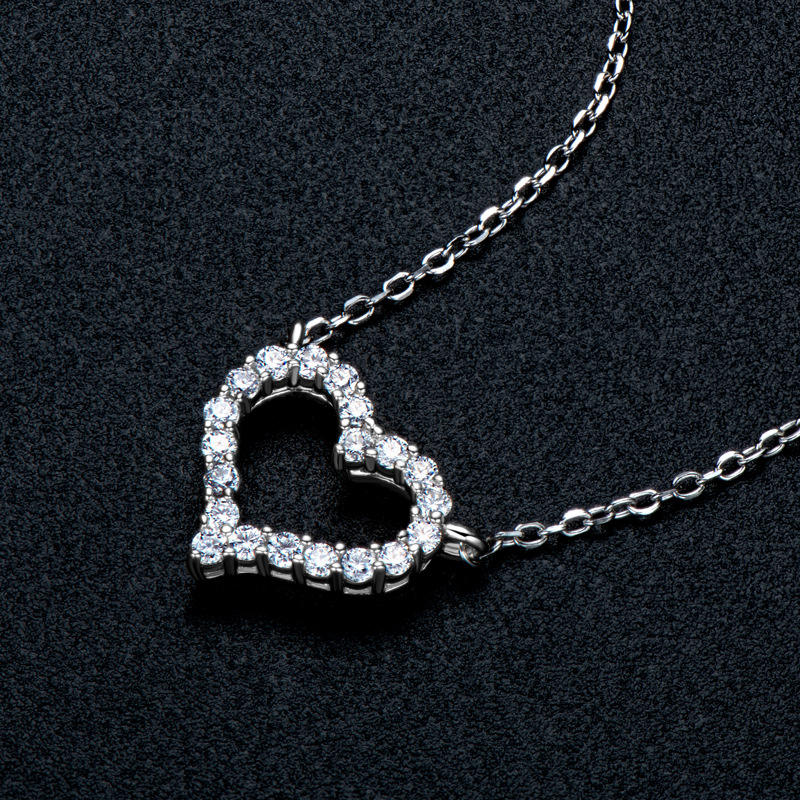 Sylvette Moissanite Necklace