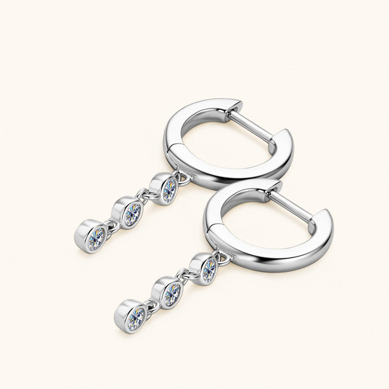 Avila Moissanite Earring