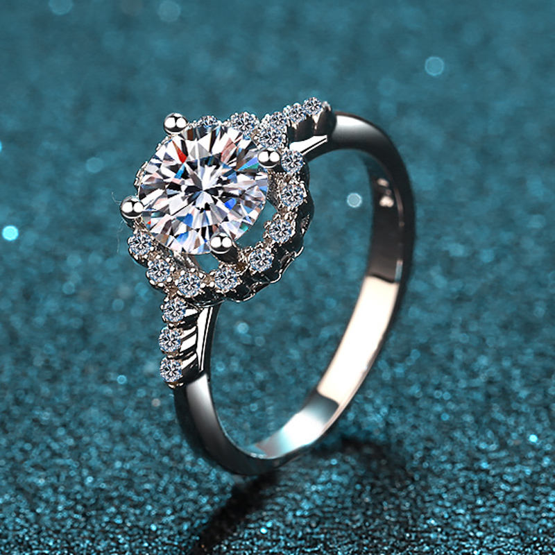 Reagan Moissanite Ring