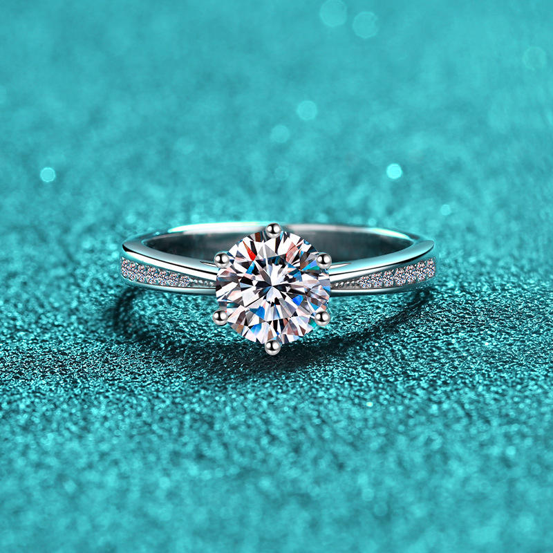 Elle Moissanite Ring