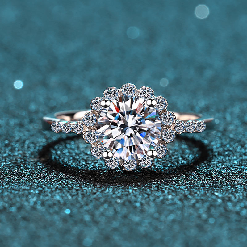 Reagan Moissanite Ring