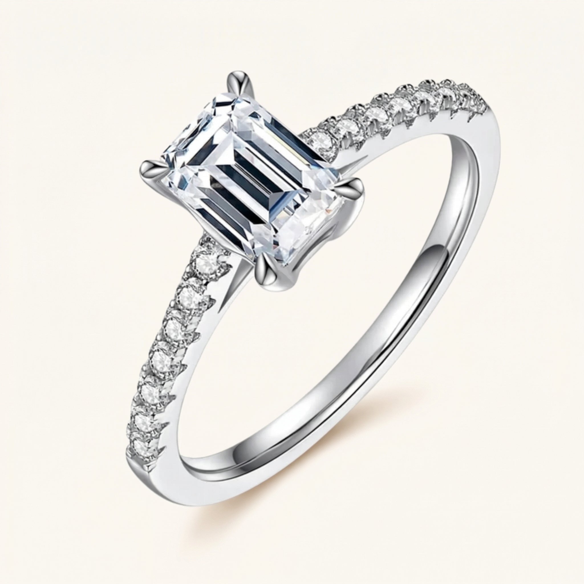 Gloria Moissanite Ring