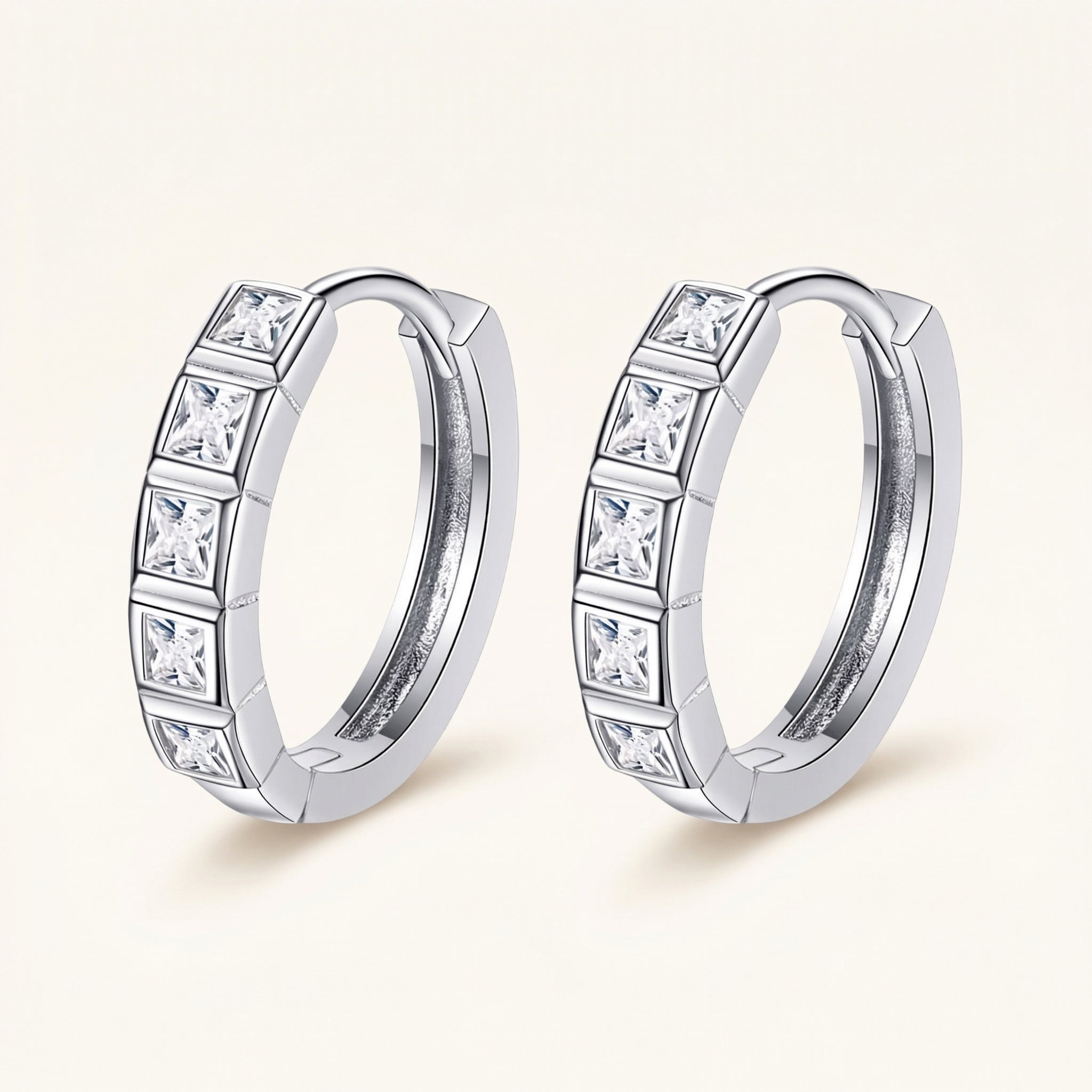 Soleil Moissanite Earring