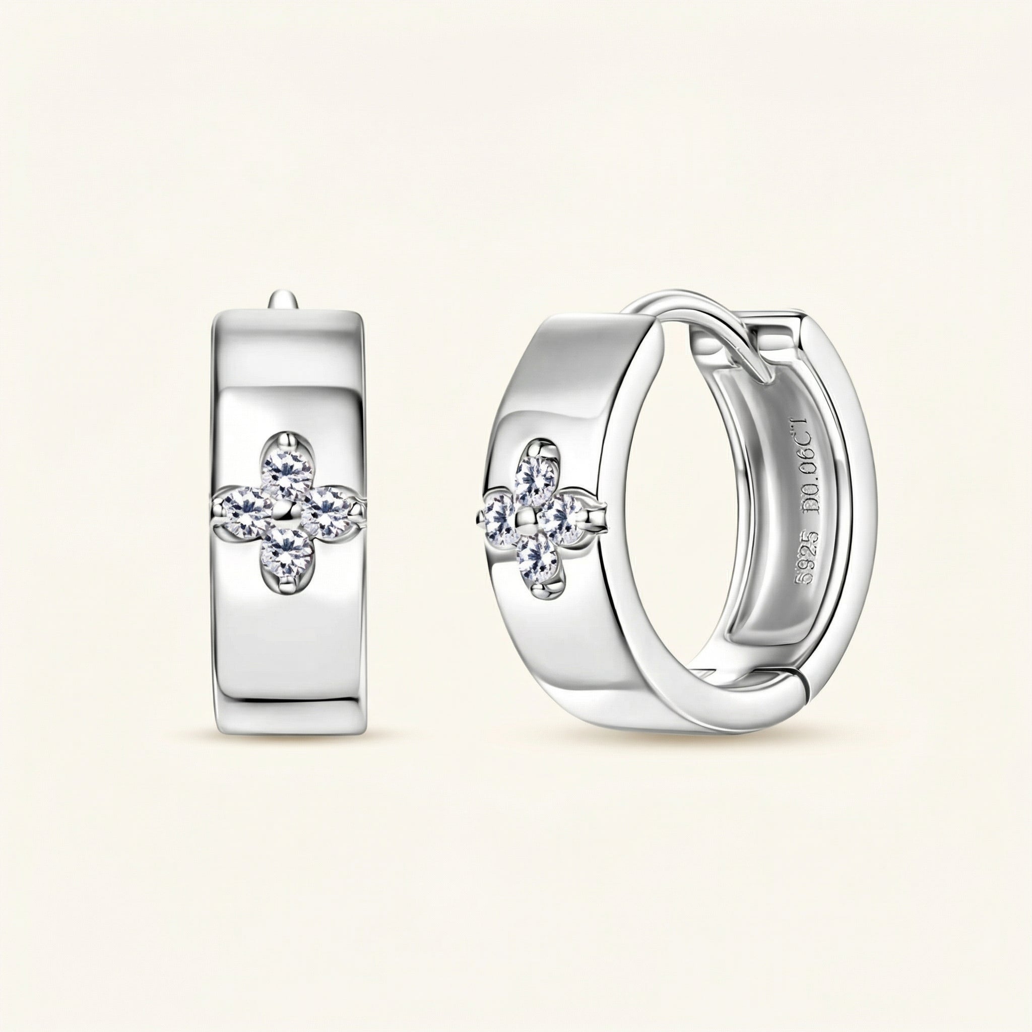 Lumi Moissanite Earring