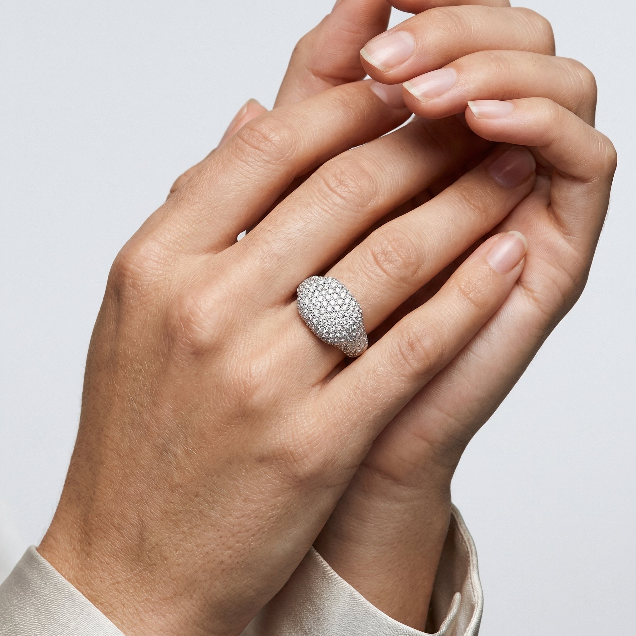 Vivian Moissanite Ring