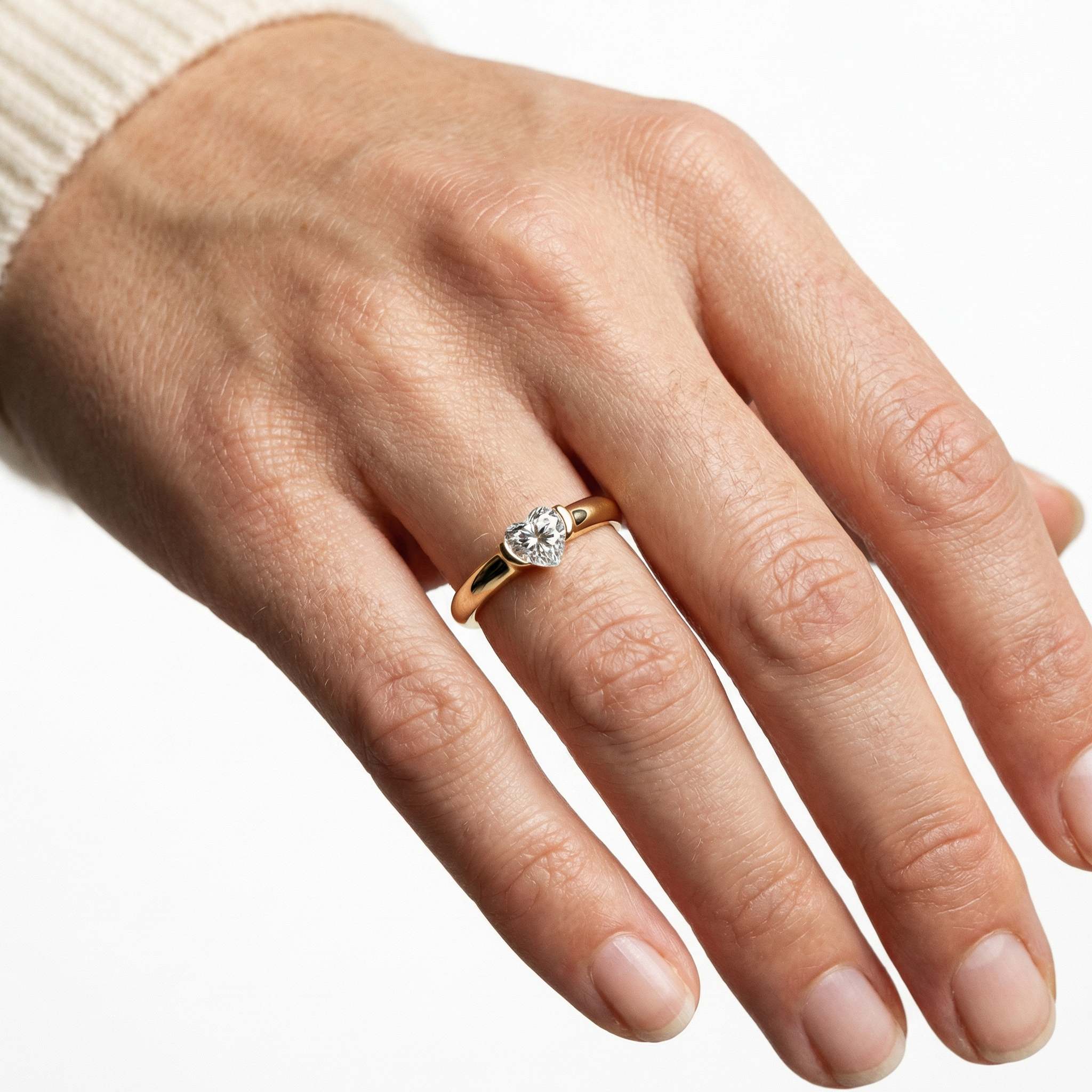 Thea Moissanite Ring