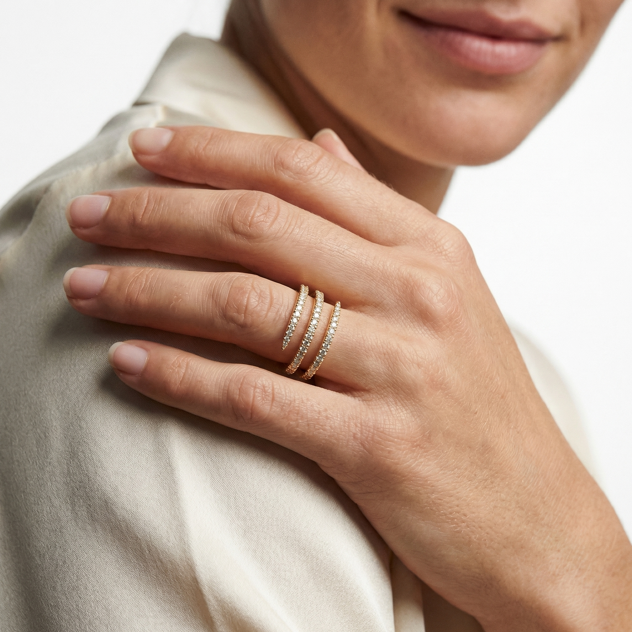Robin Moissanite Ring
