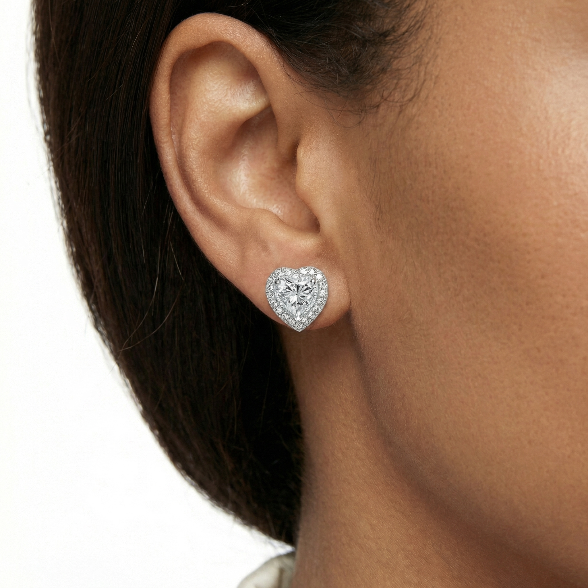 Velour Moissanite Earring