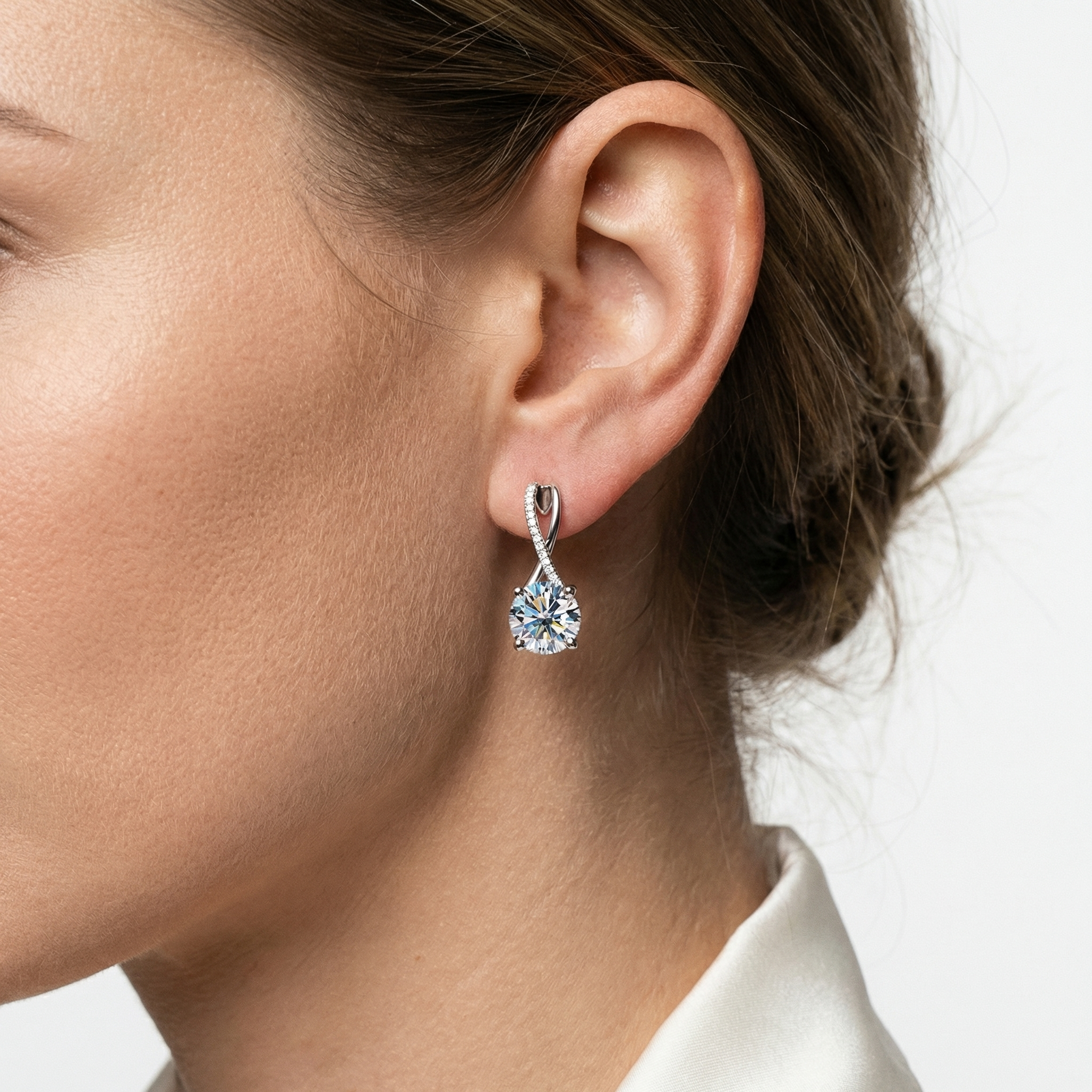 Neve Moissanite Earring