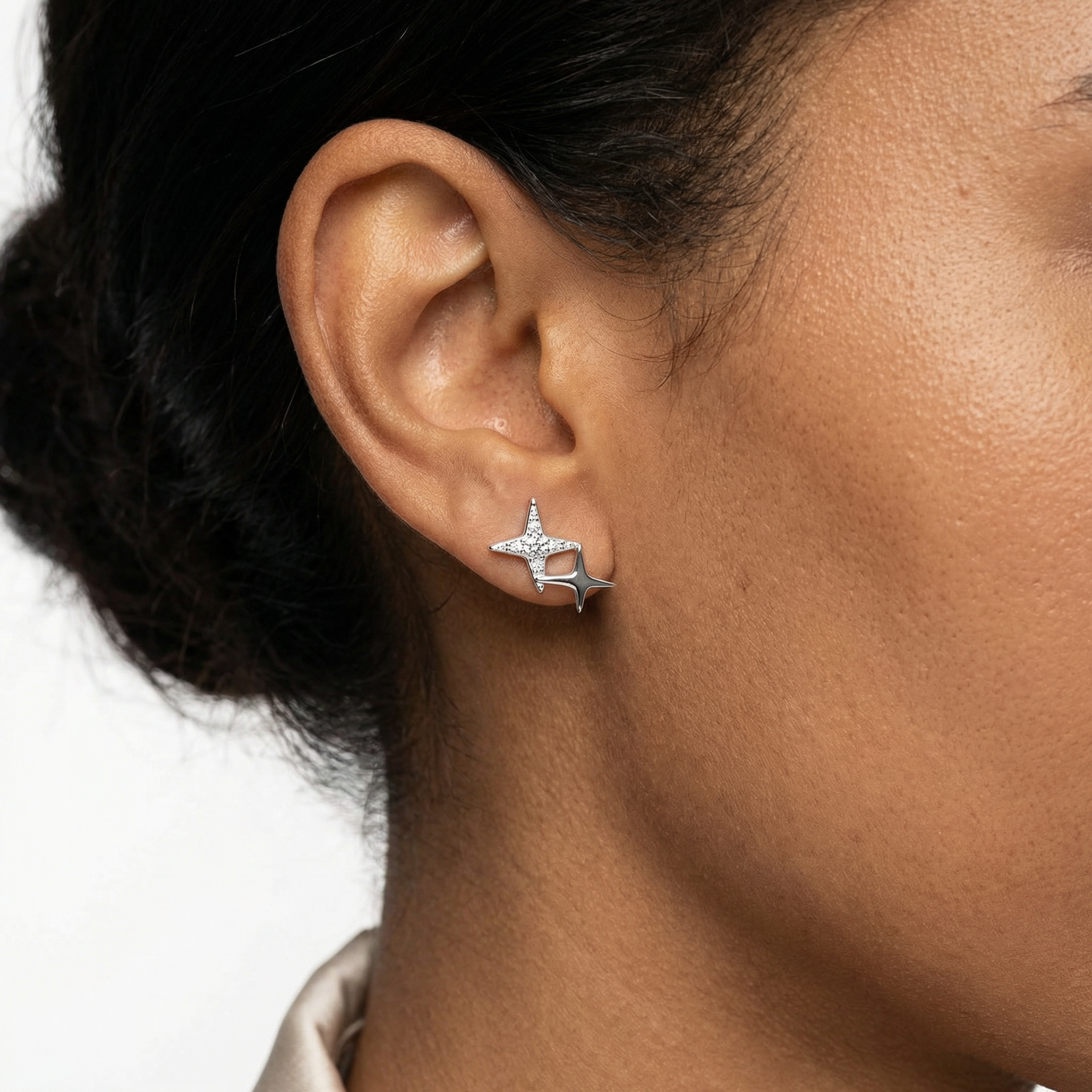 Piper Moissanite Earring