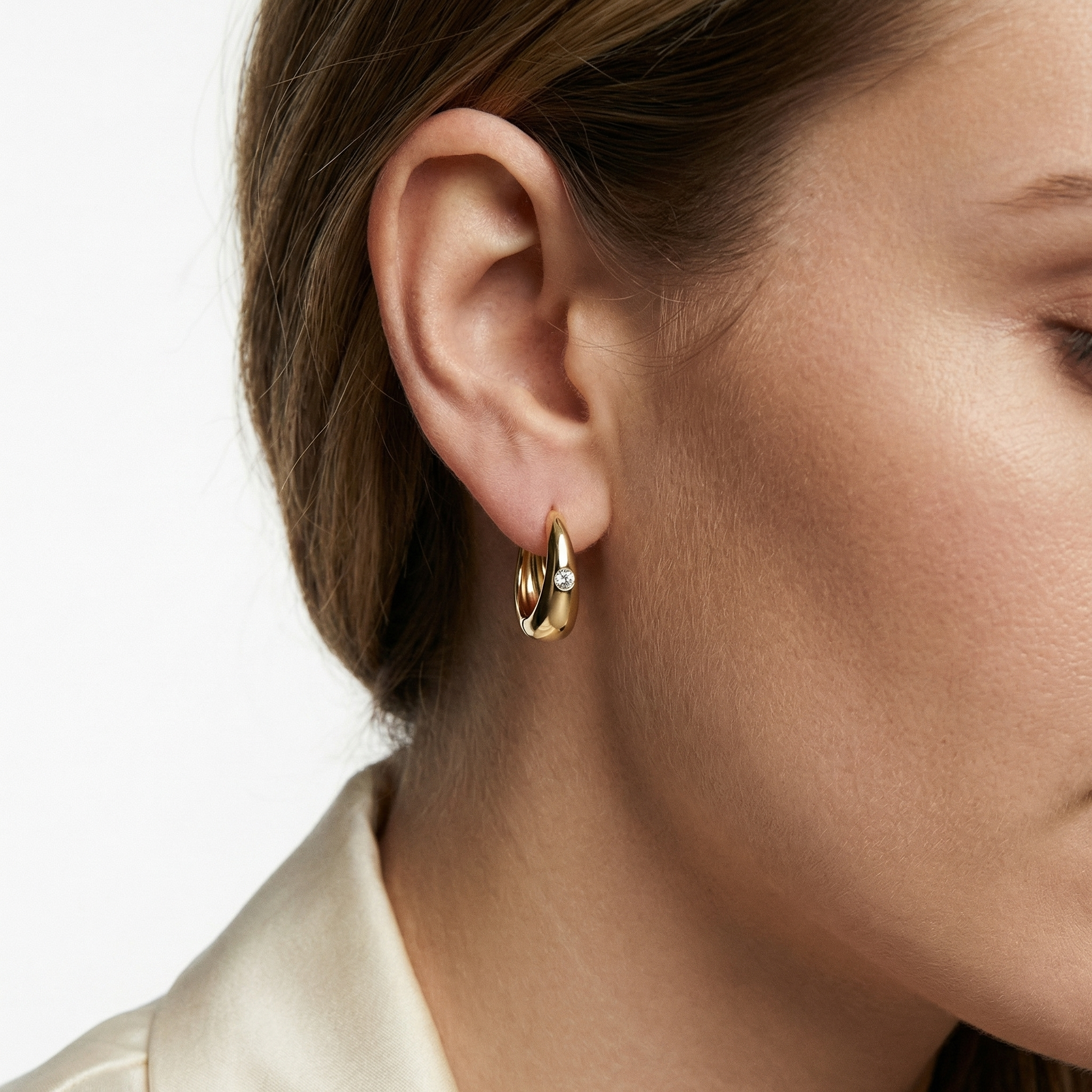 Waverly Moissanite Earring