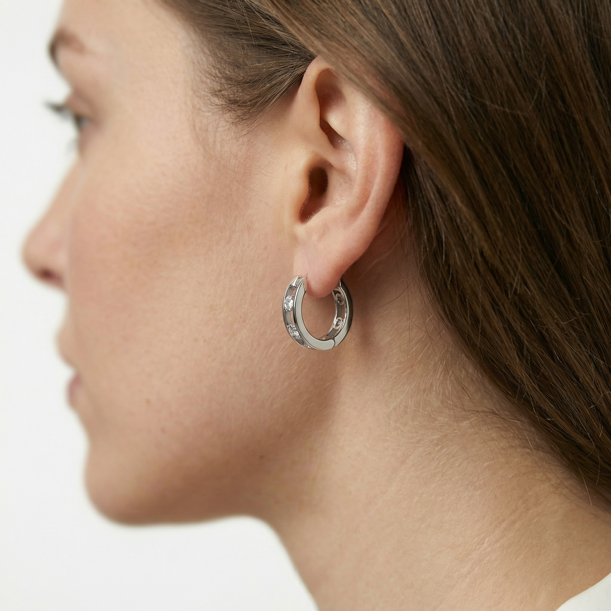 Zinnia Moissanite Earring