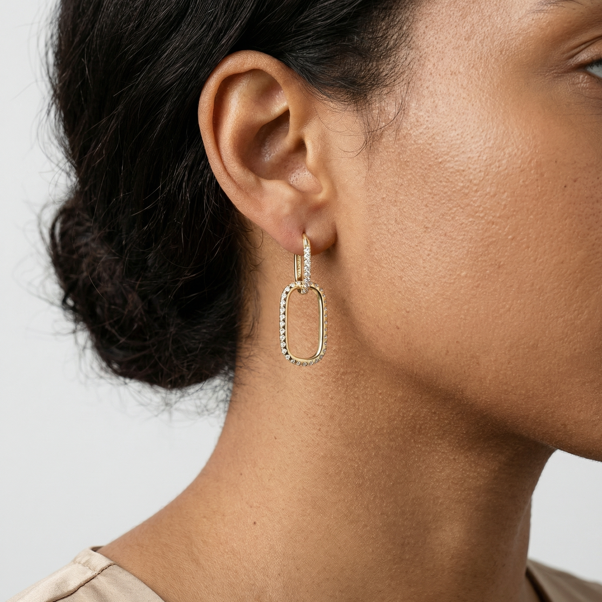 Willa Moissanite Earring