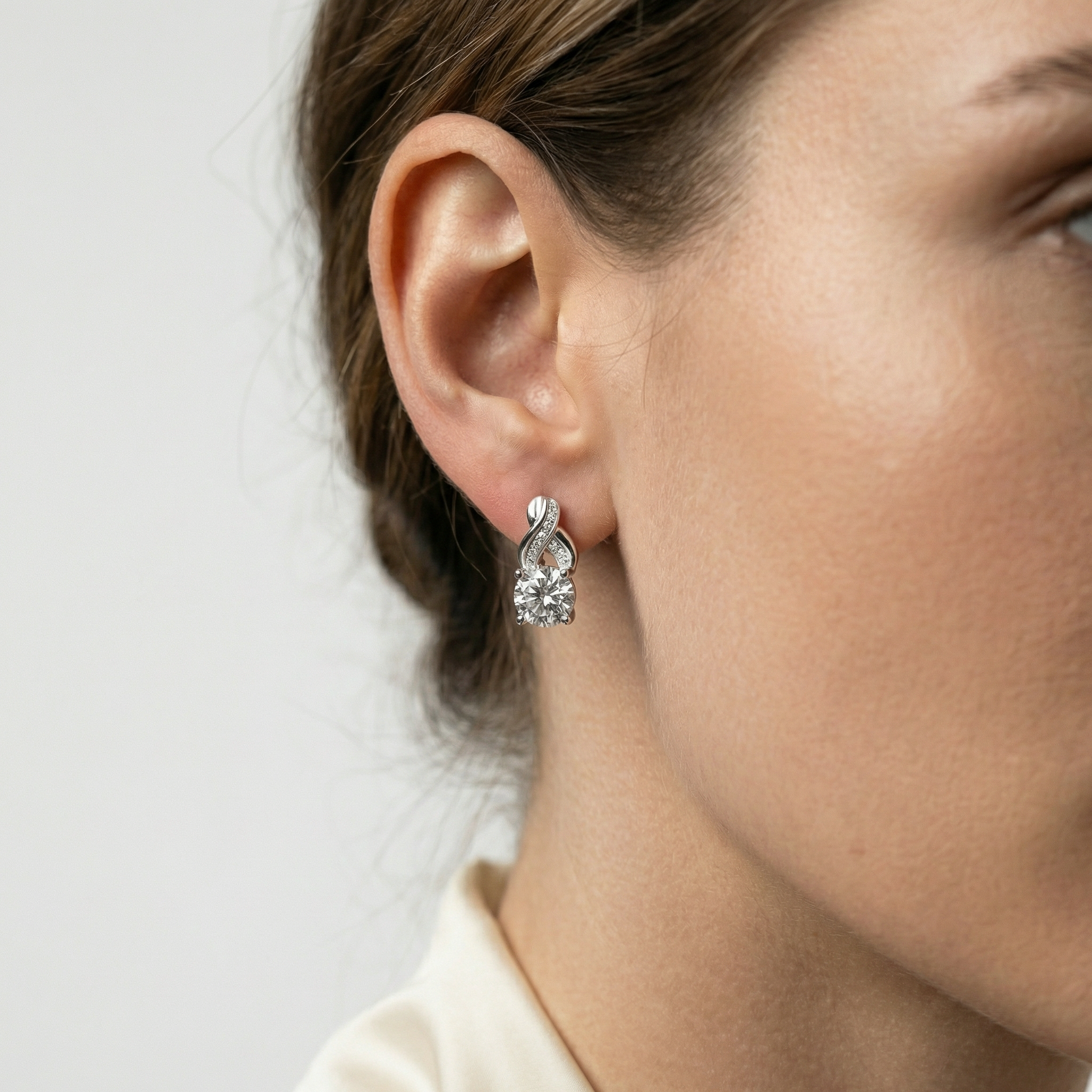 Tove Moissanite Earring