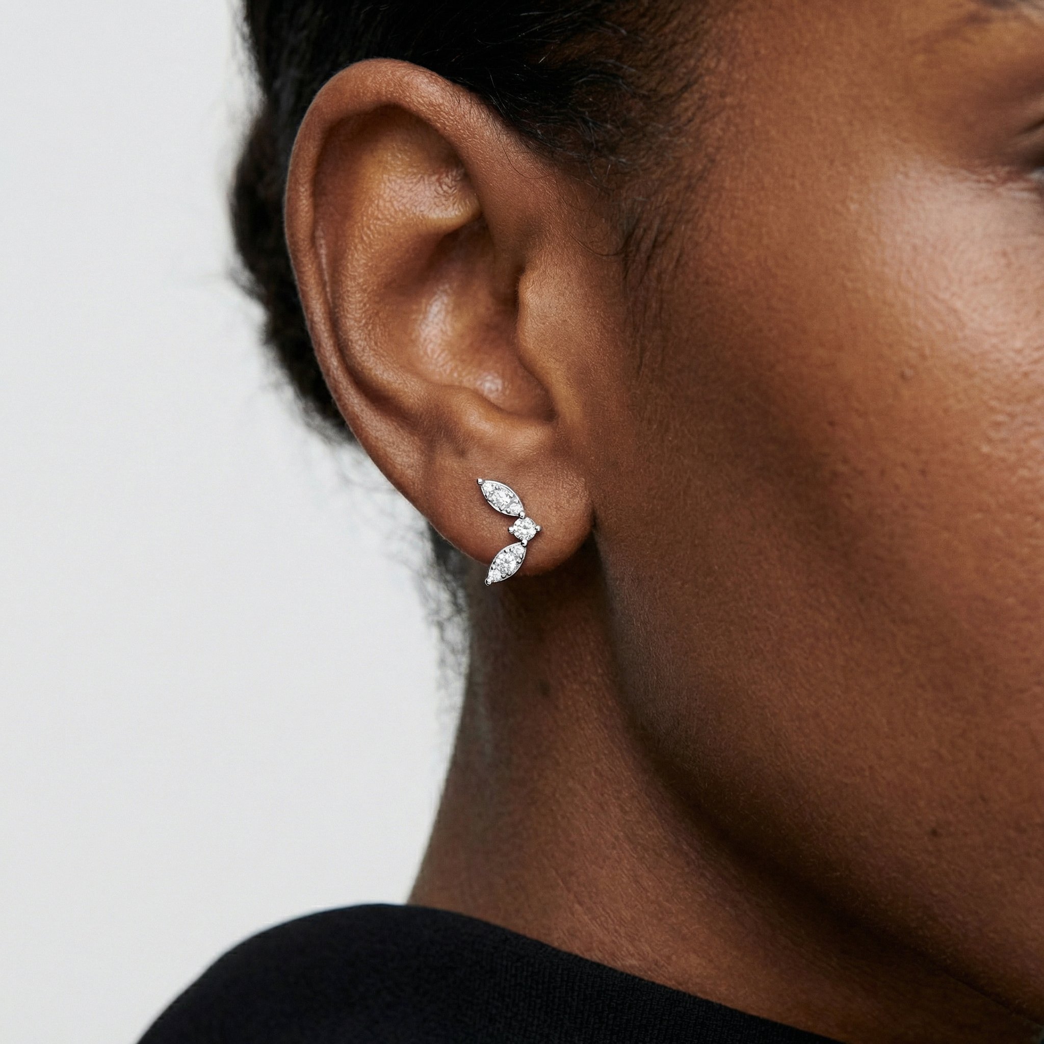 Calista Moissanite Earring