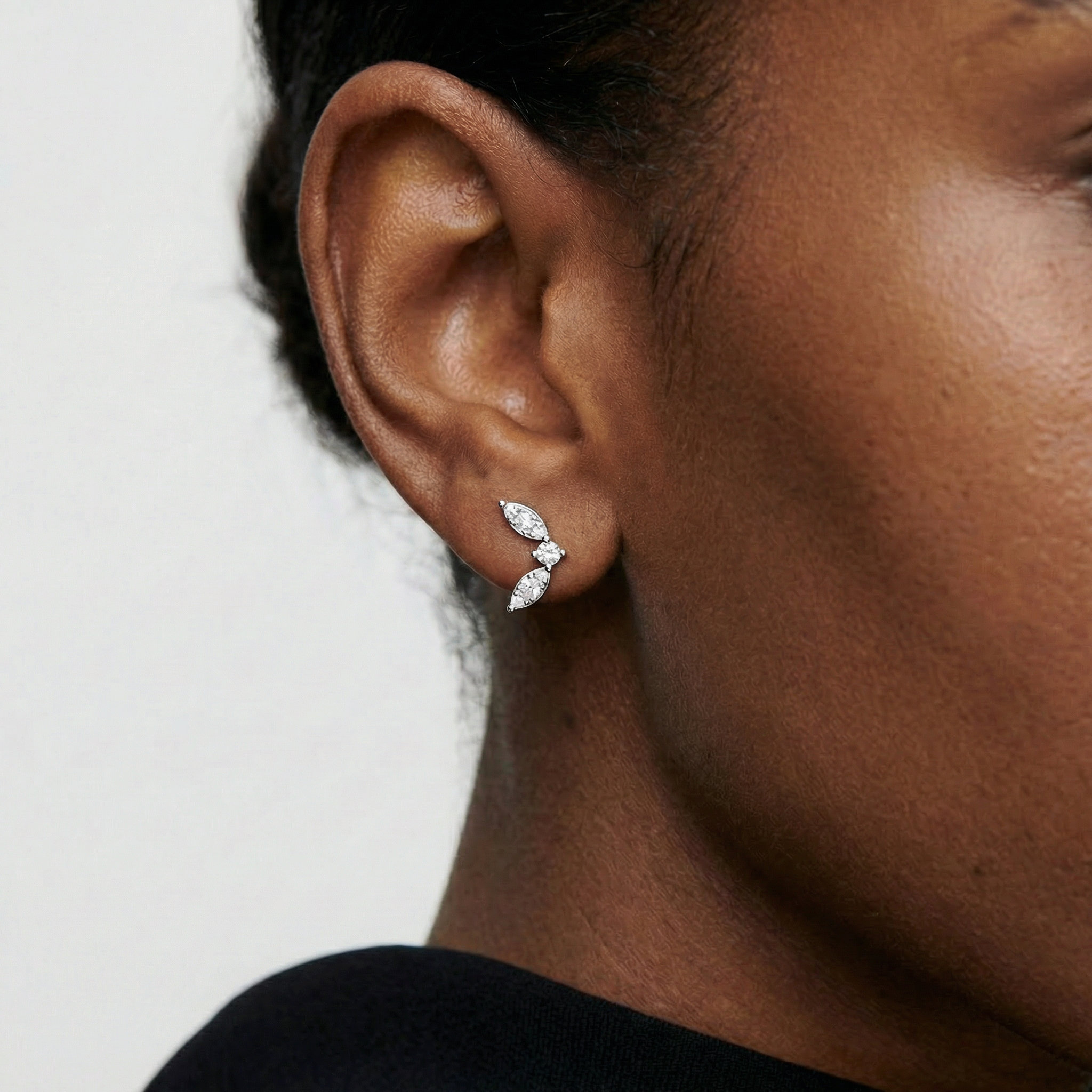 Calista Moissanite Earring