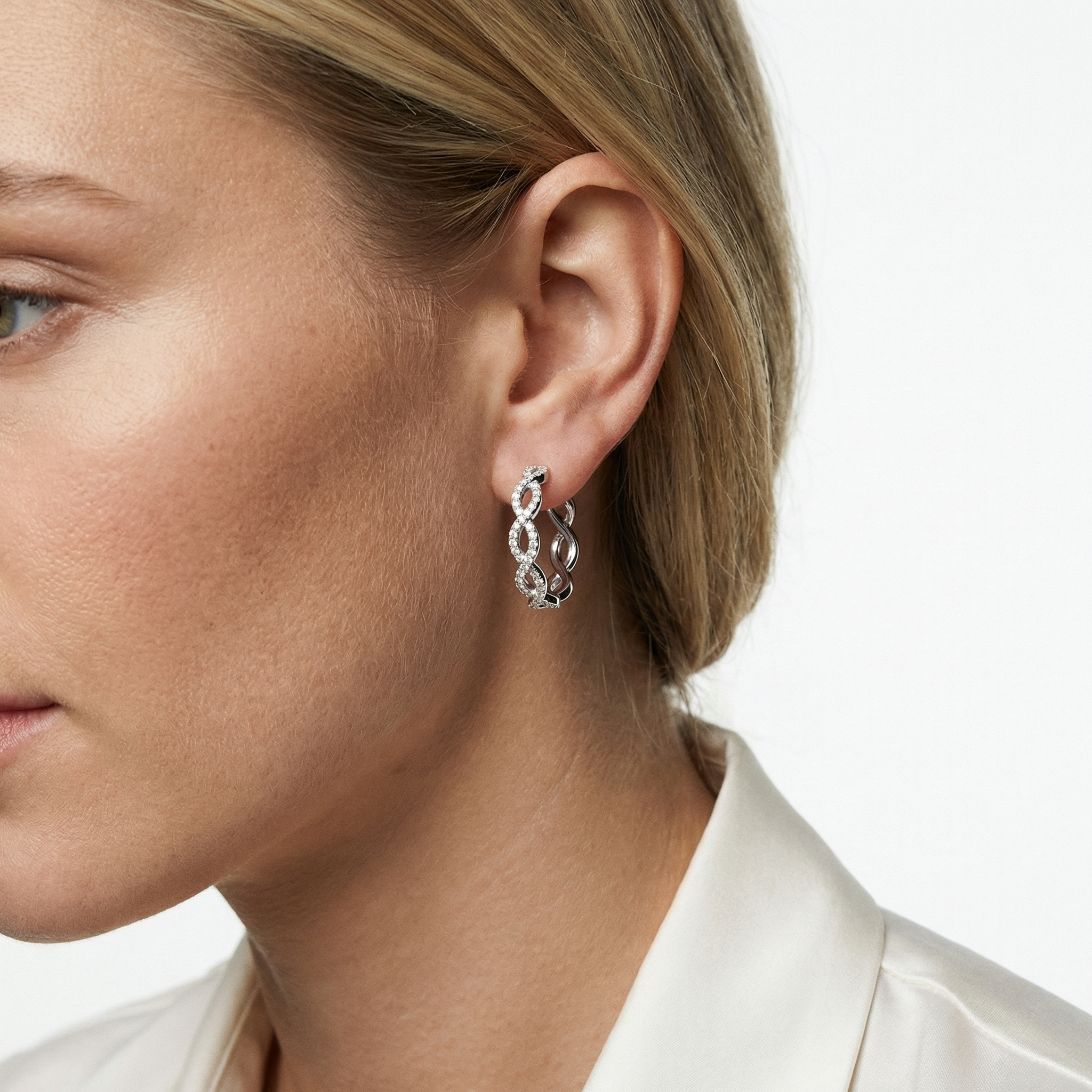 Calenne Moissanite Earring