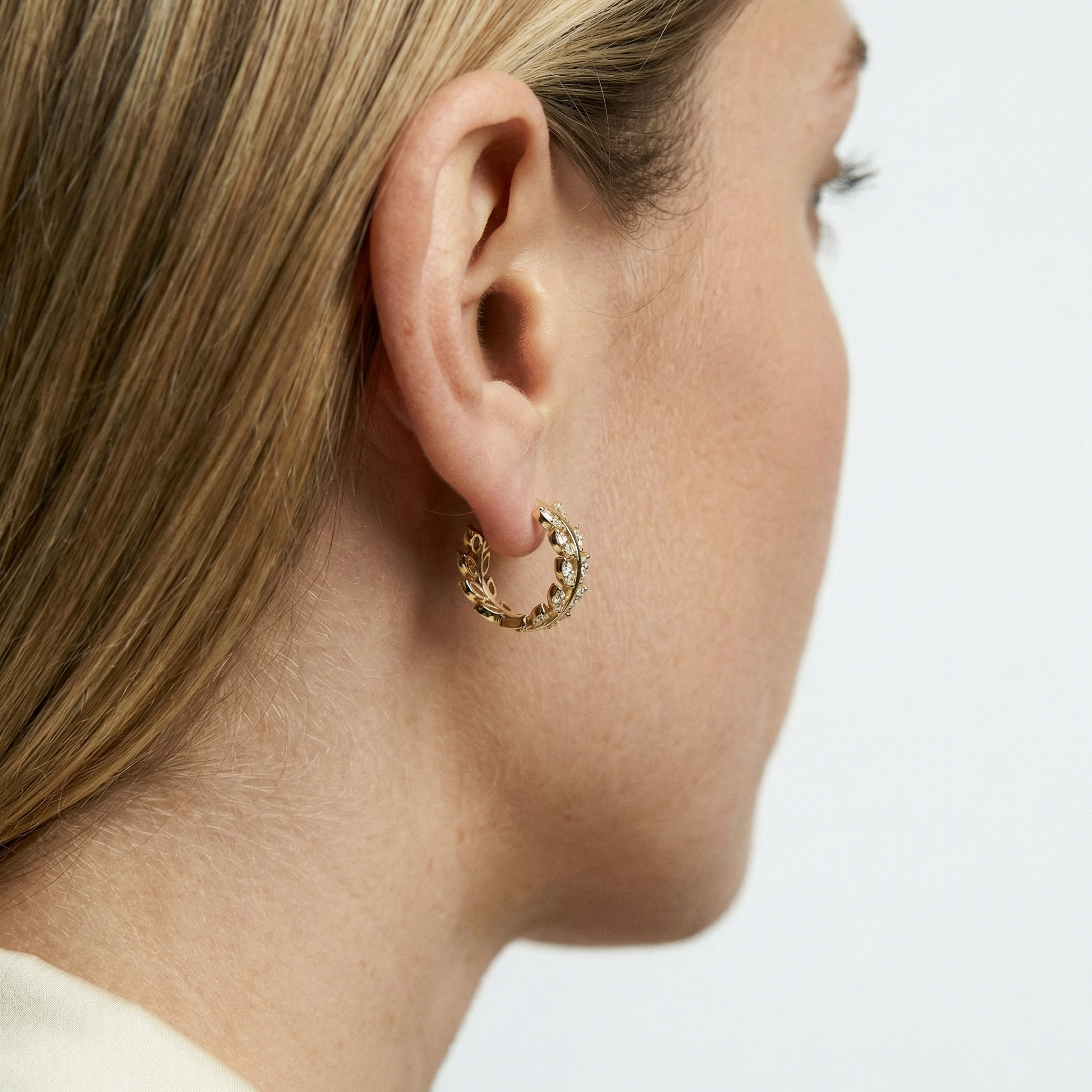 Solvei Moissanite Earring