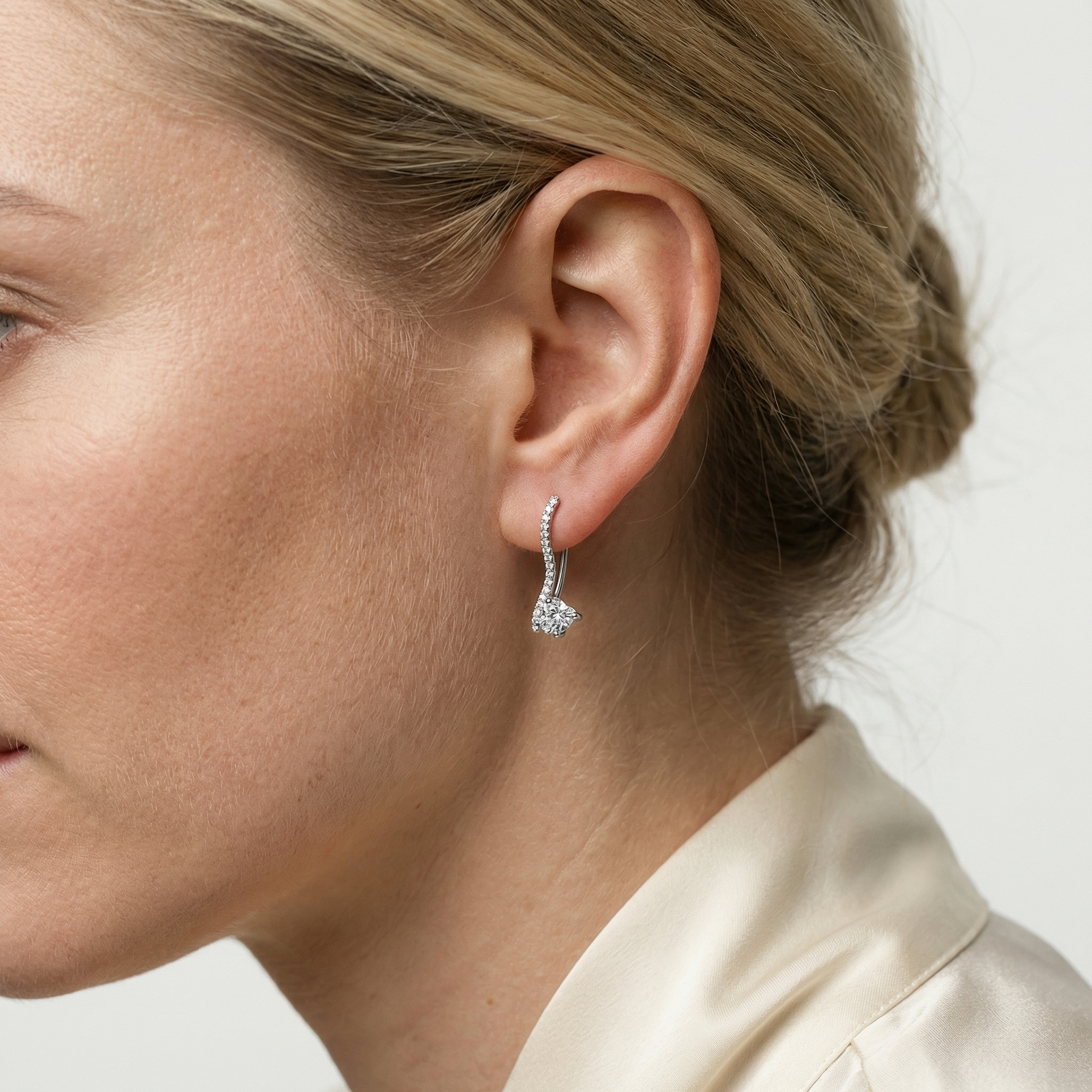 Tala Moissanite Earring