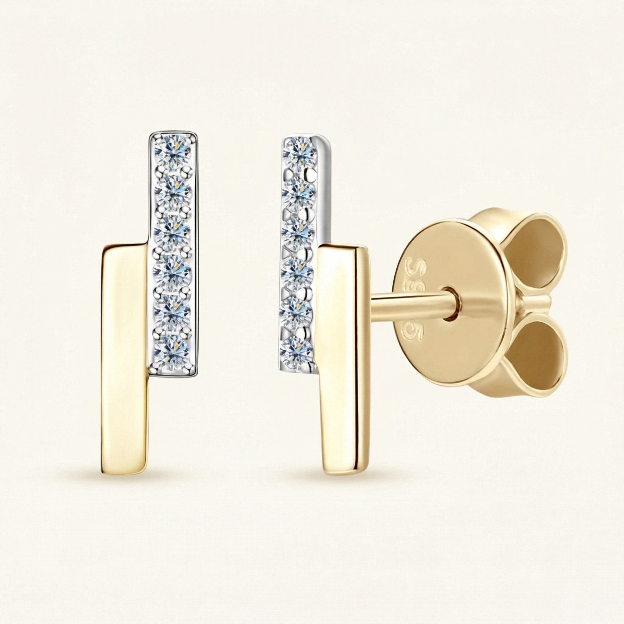 Roux Moissanite Earring