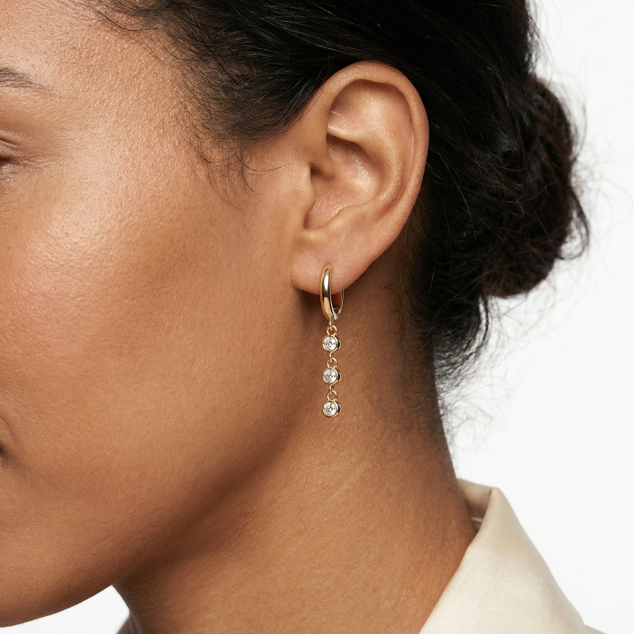 Avila Moissanite Earring
