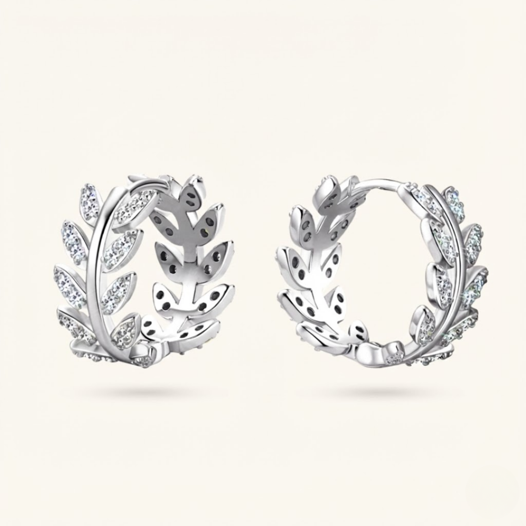 Solvei Moissanite Earring