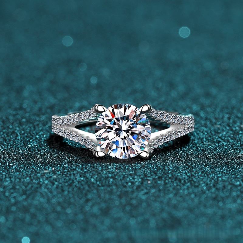 Tatum Moissanite Ring