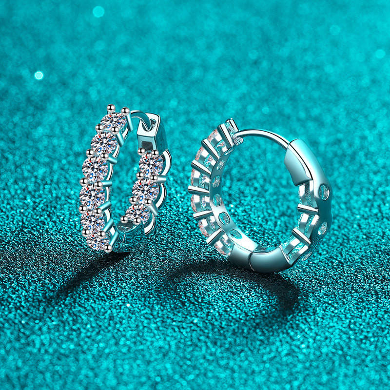 Calla Moissanite Earring
