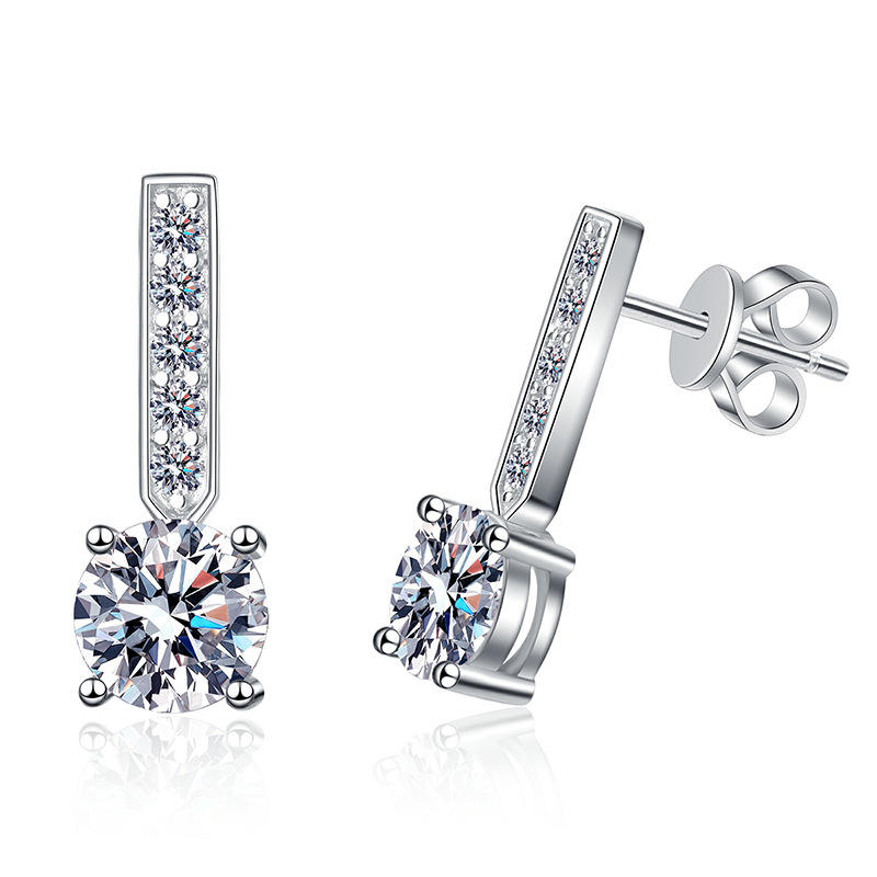 Tindra Moissanite Earring