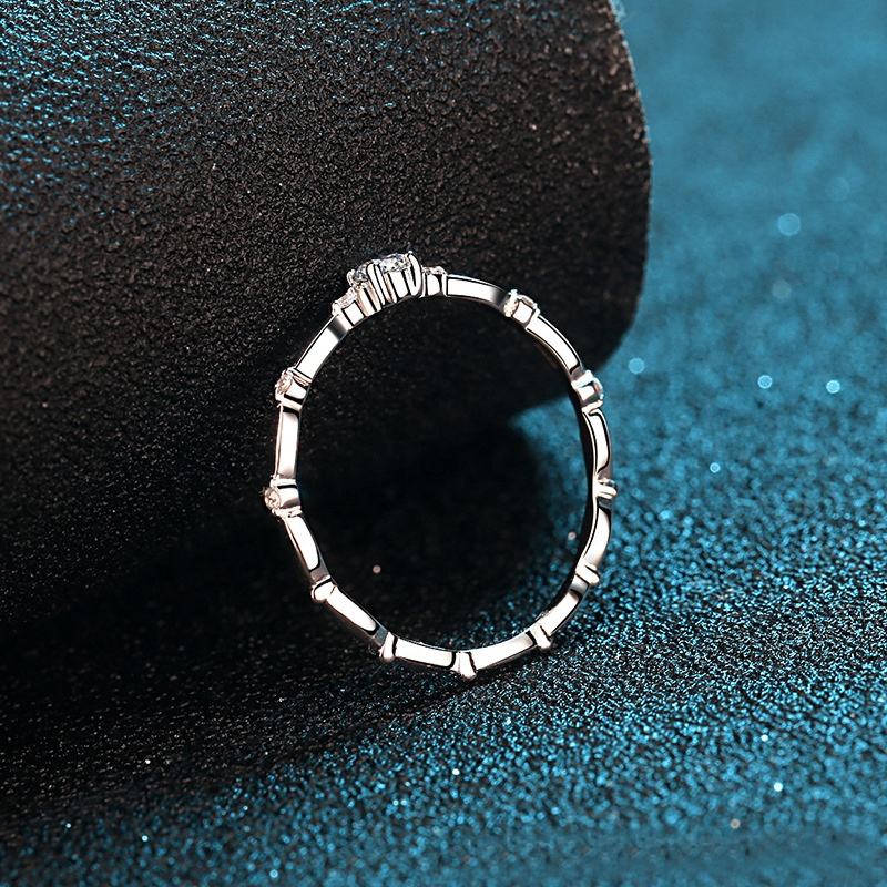 Cara Moissanite Ring