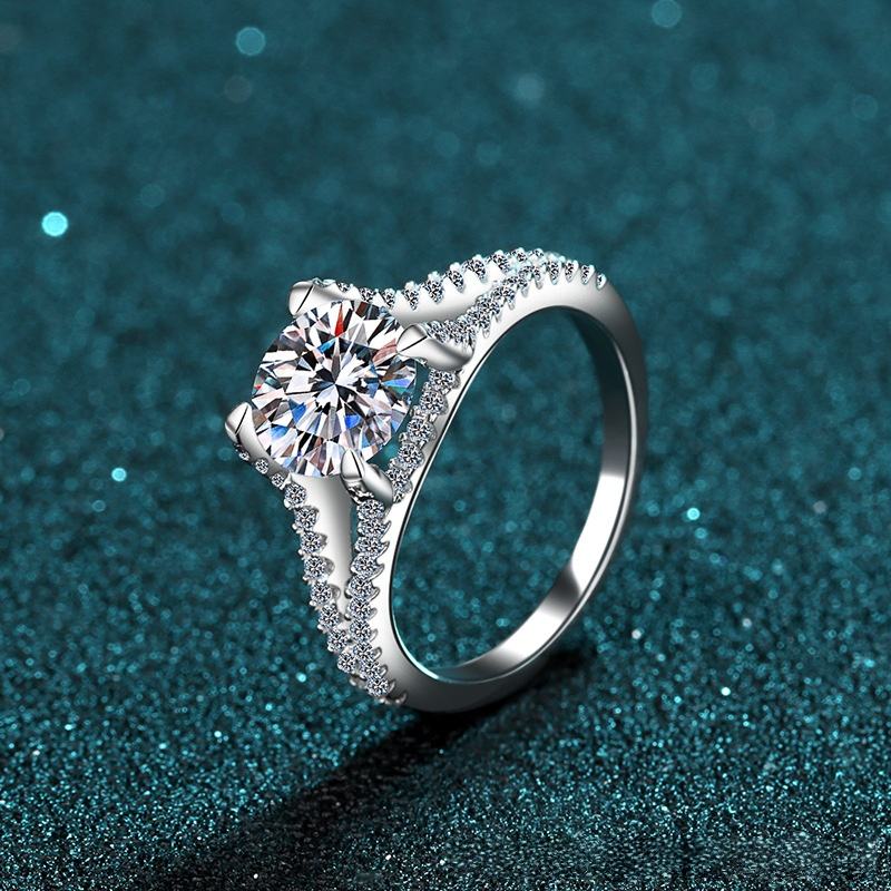 Tatum Moissanite Ring