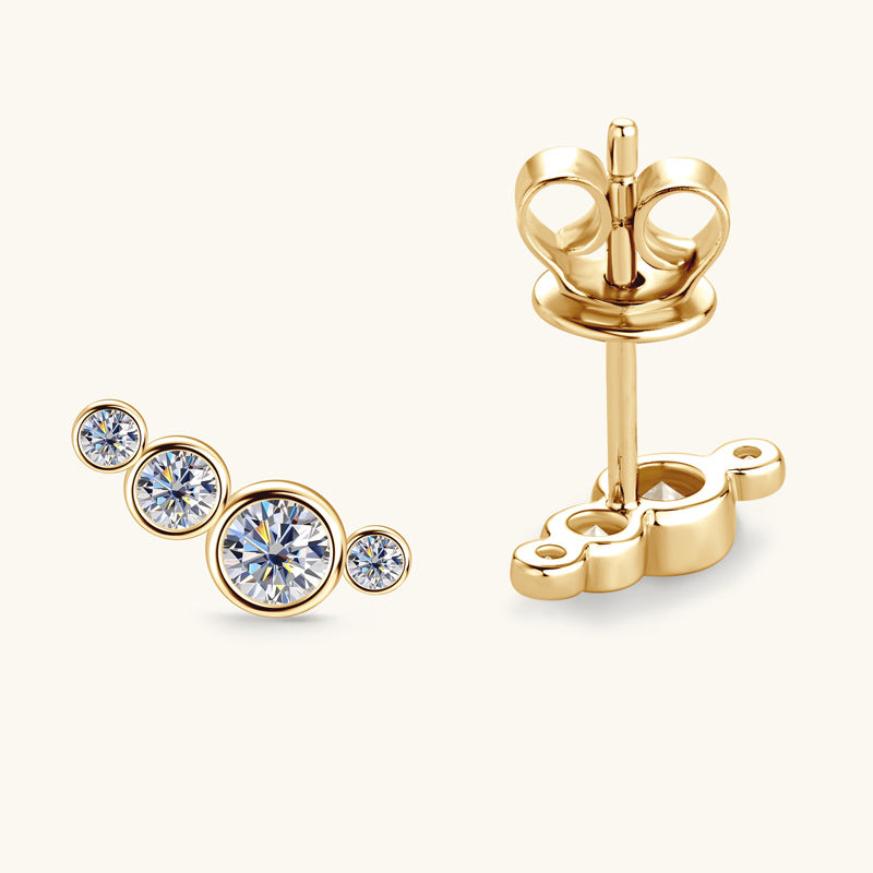 Briar Moissanite Earring