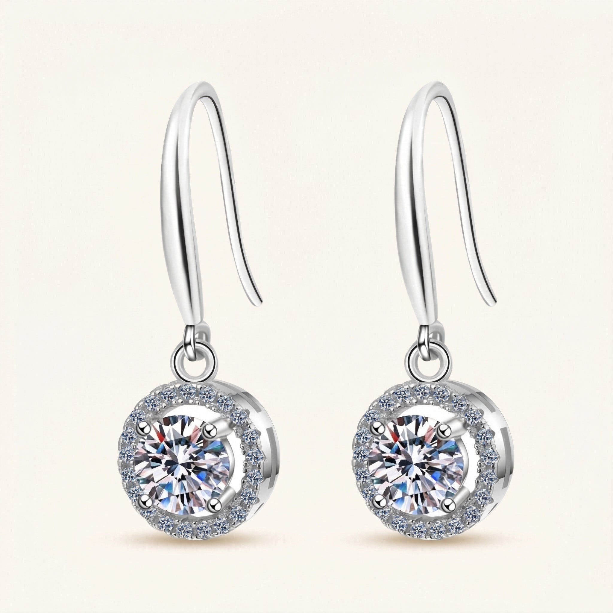 Cleo Moissanite Earring