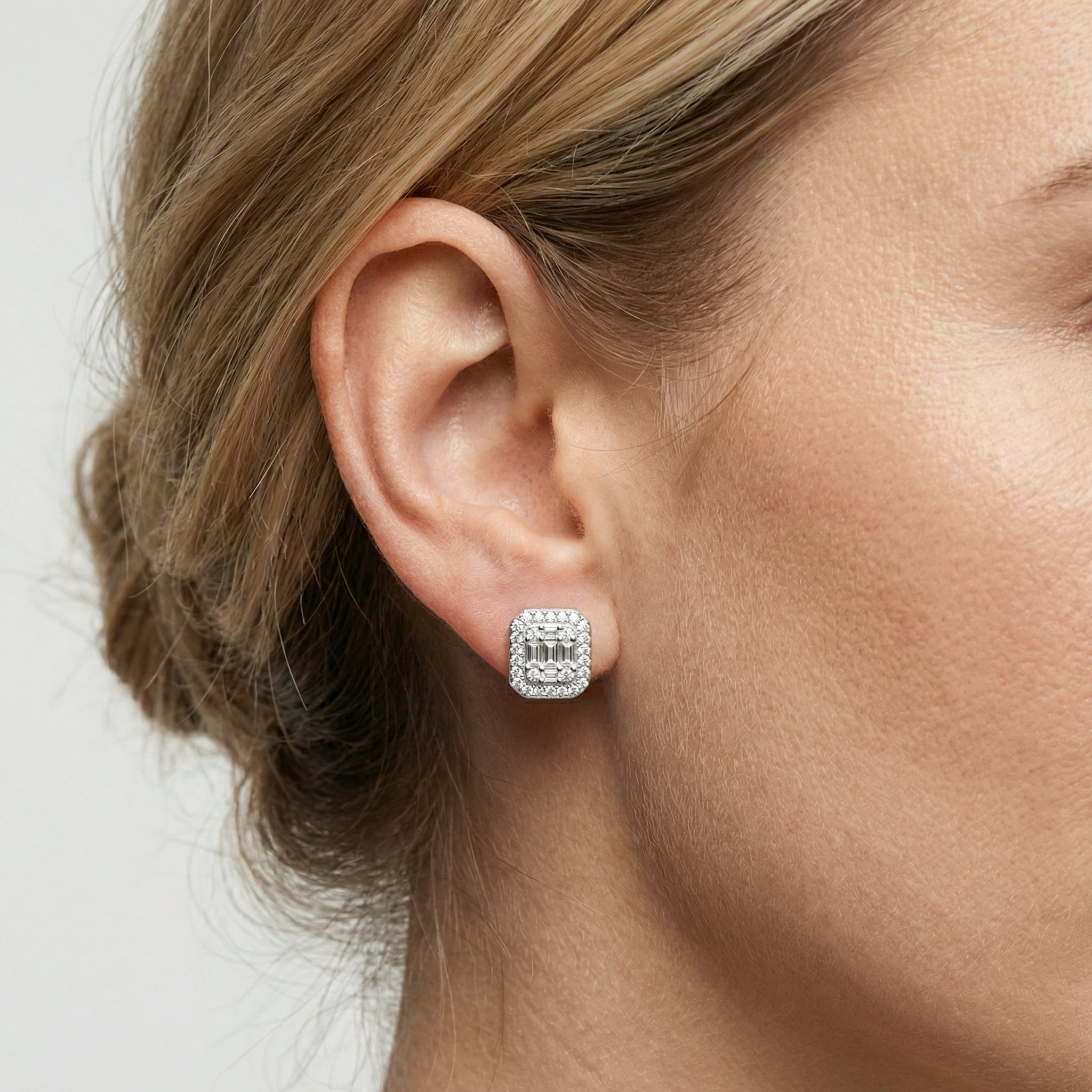 Elaina Moissanite Earring