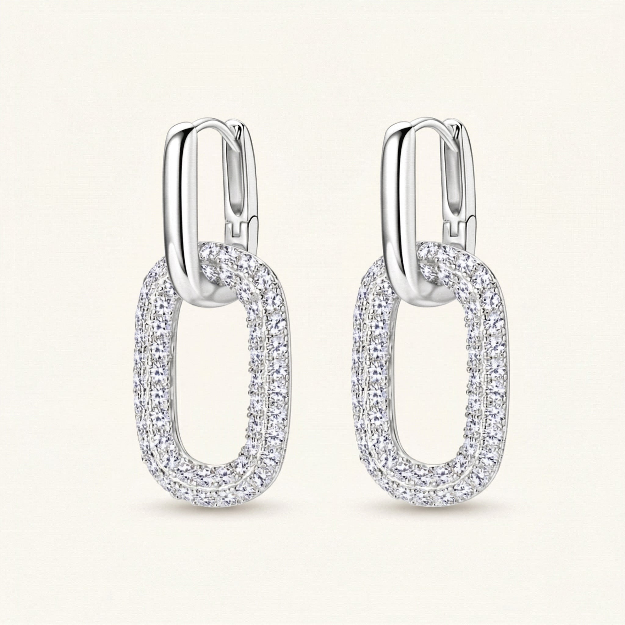 Nalini Moissanite Earring