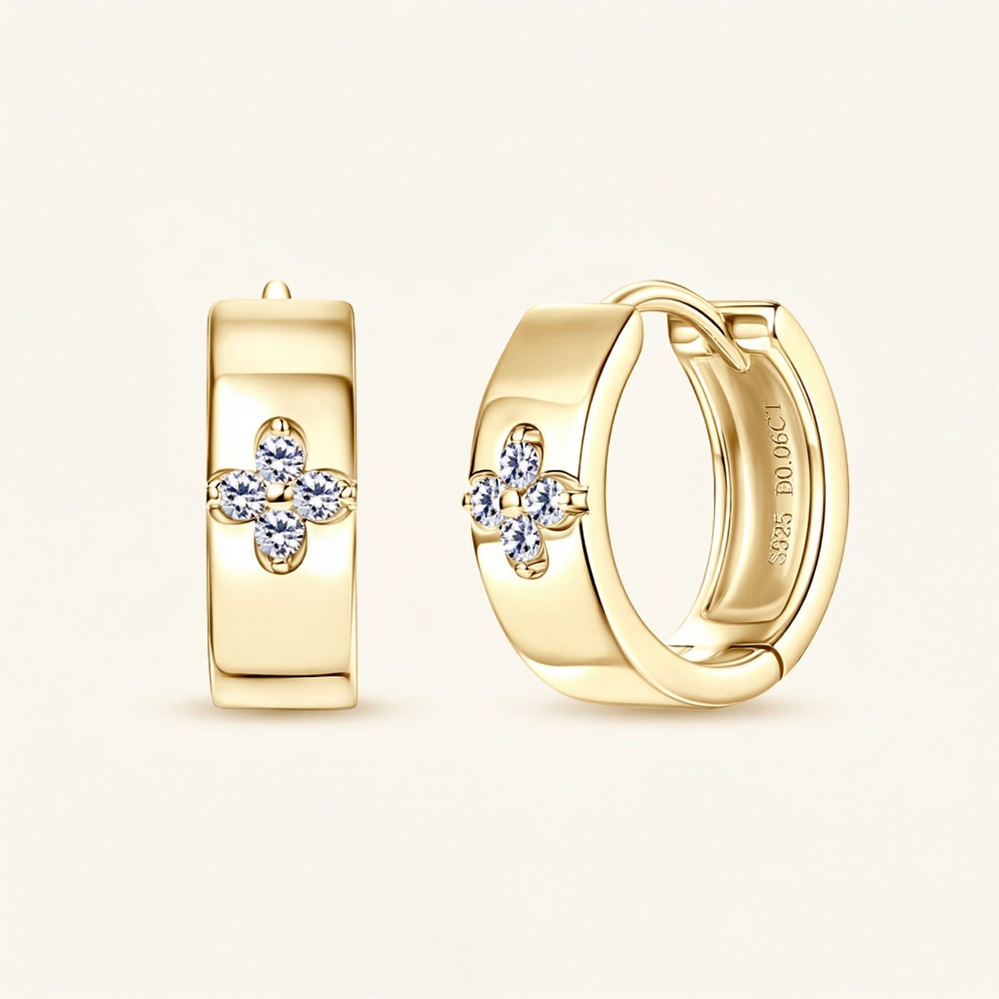 Lumi Moissanite Earring