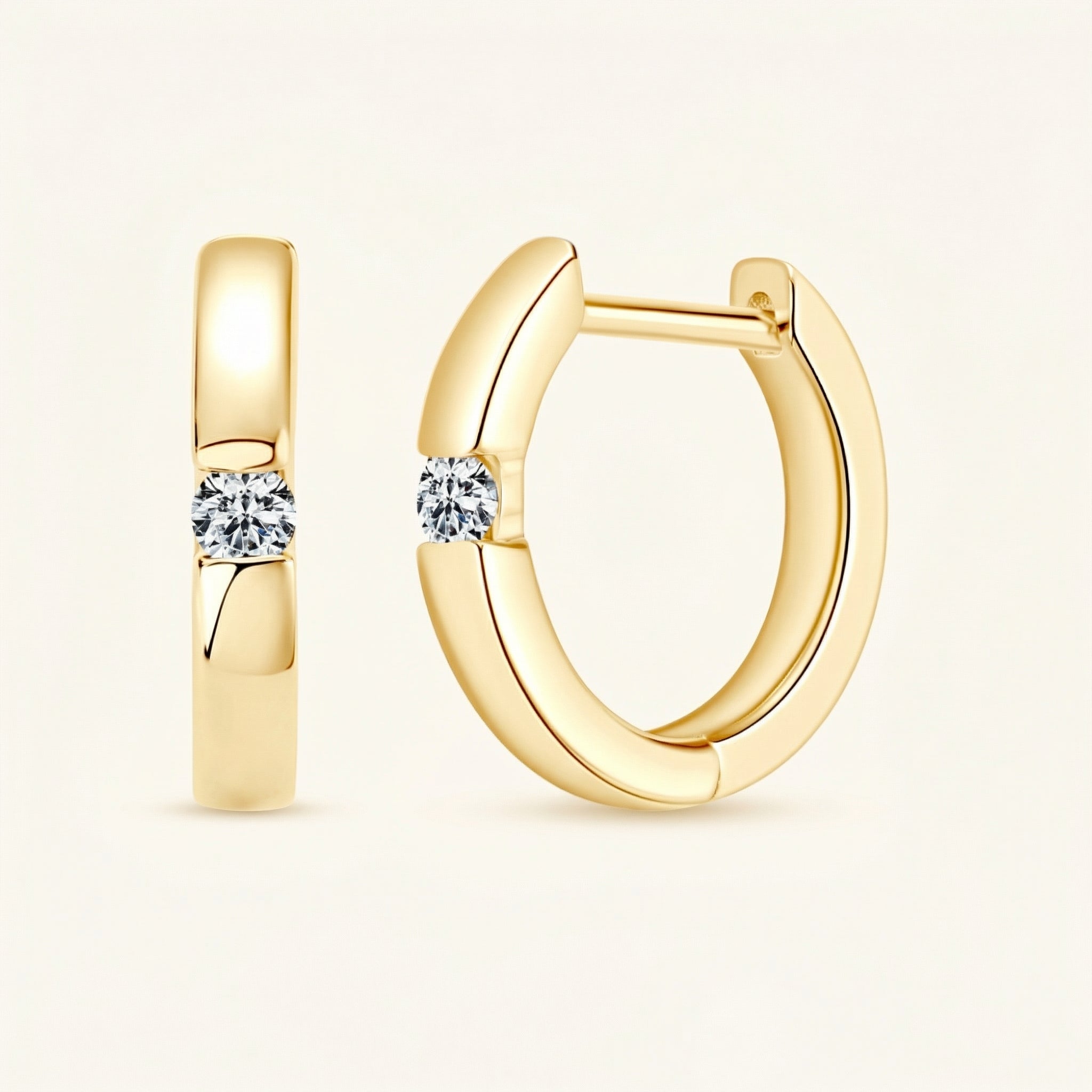 Mira Moissanite Earring