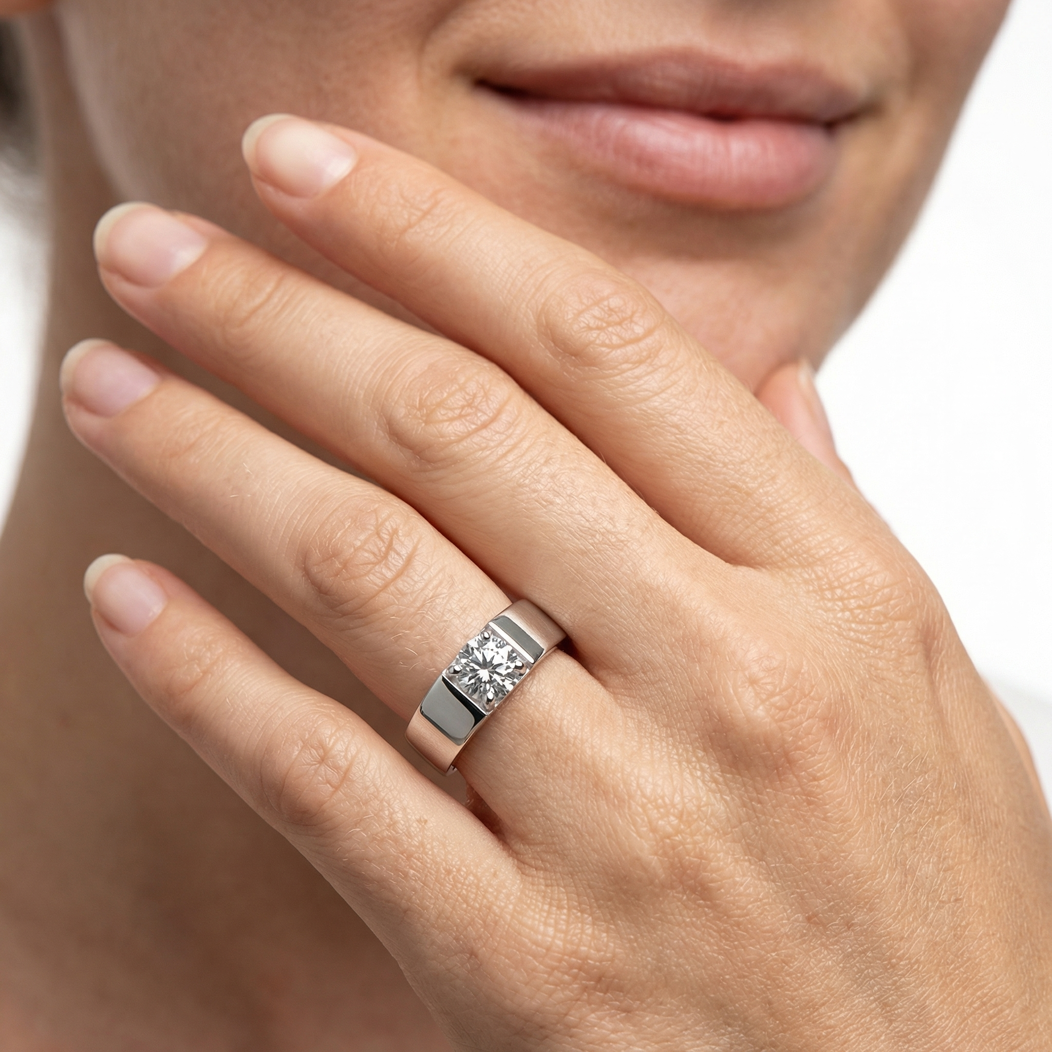 Faye Moissanite Ring