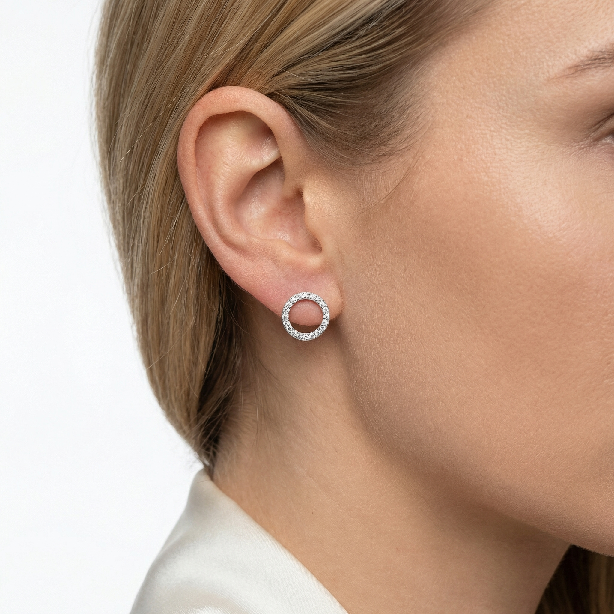 Raven Moissanite Earring
