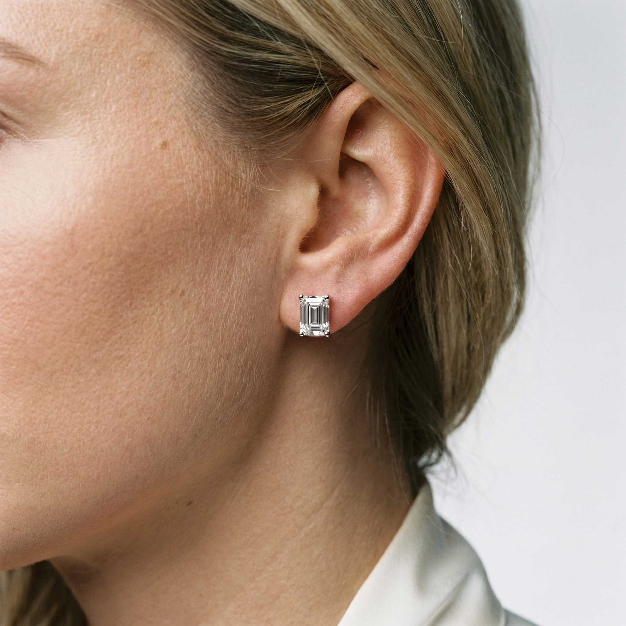 Lyra Moissanite Earring