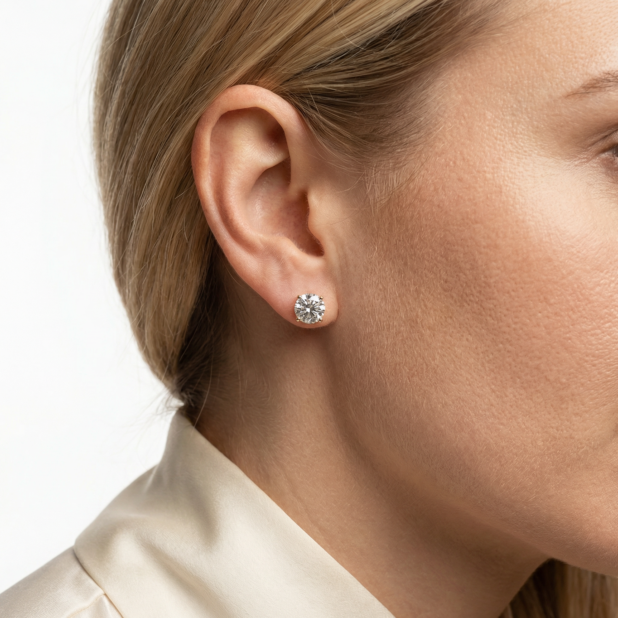Orion Moissanite Earring