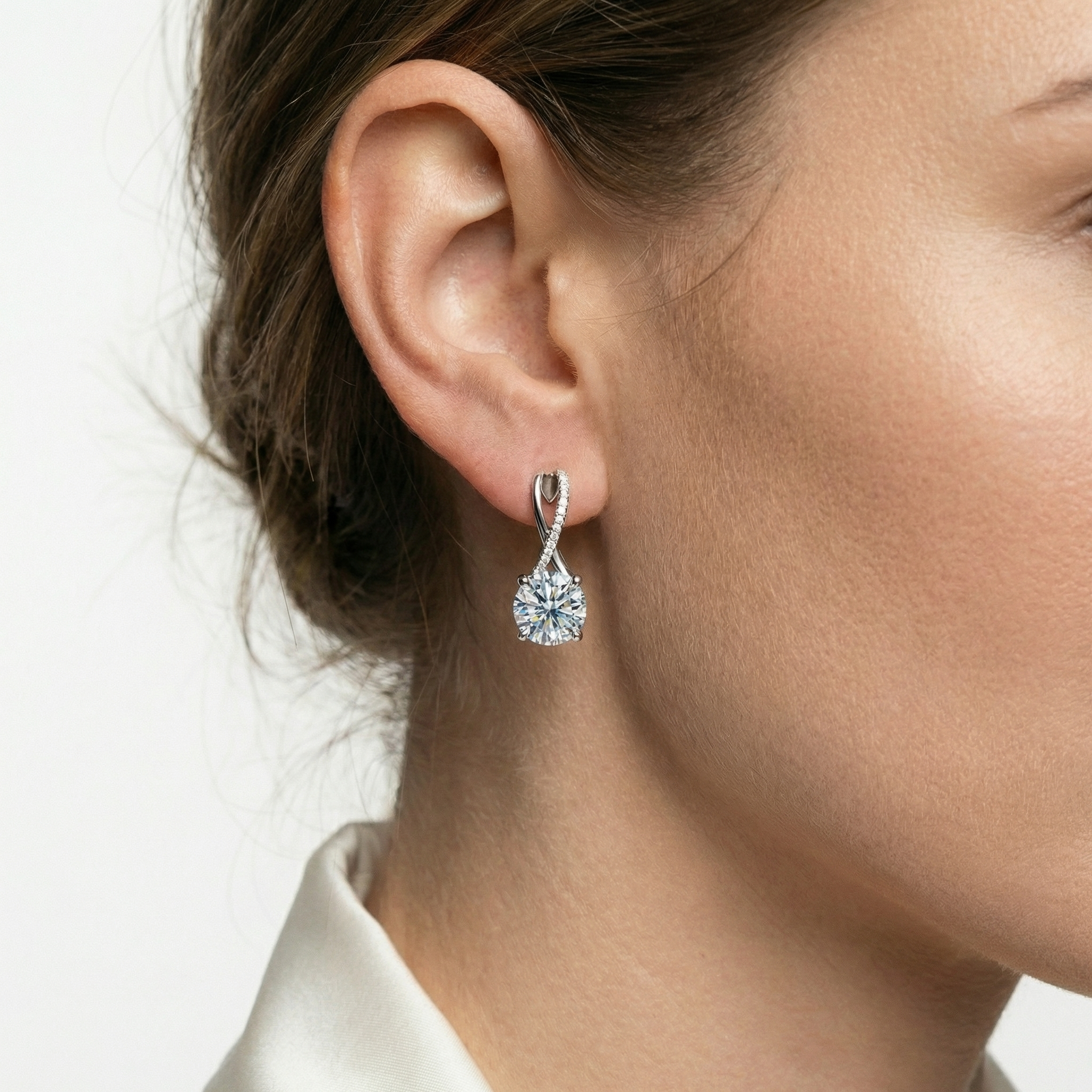 Neve Moissanite Earring