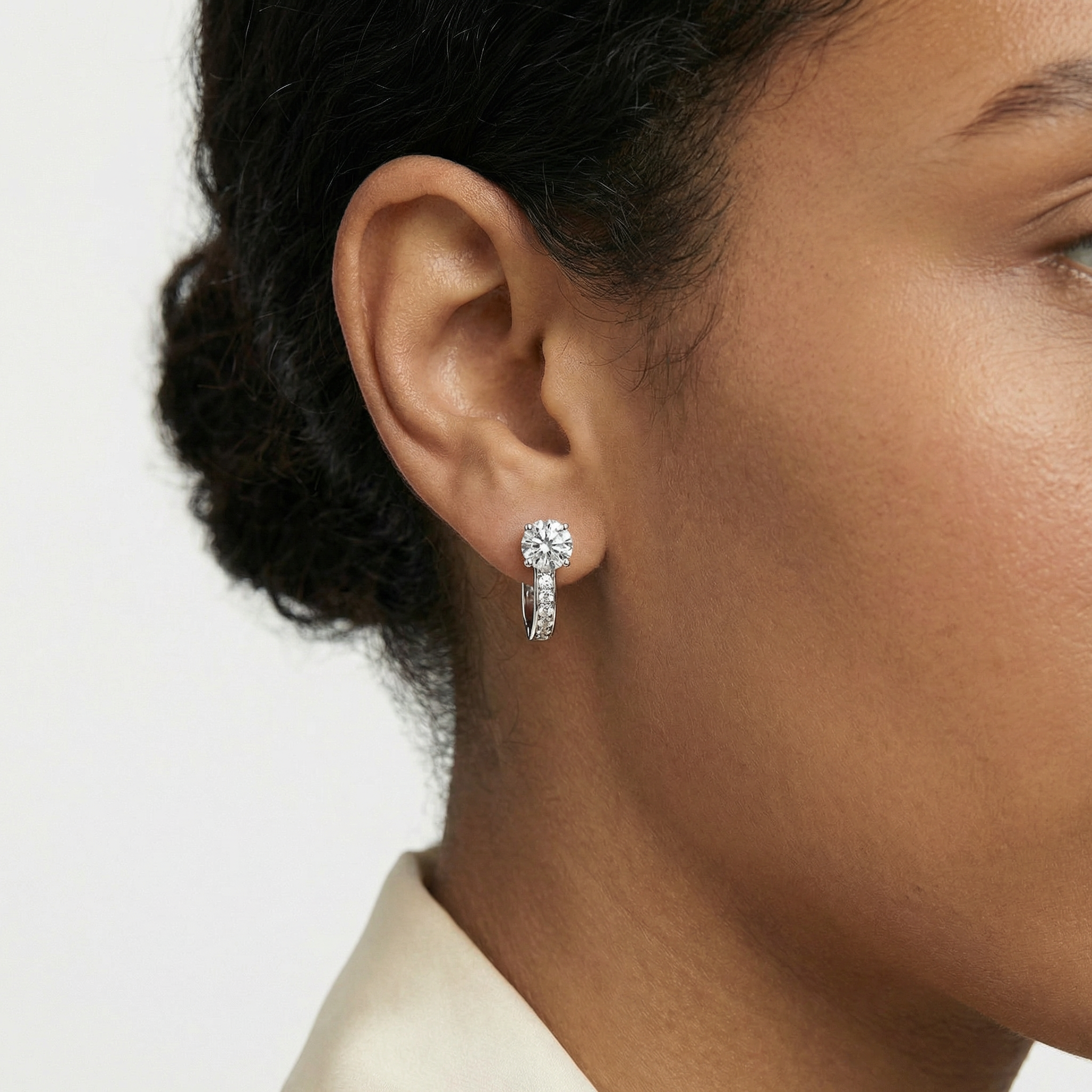 Aurelia Moissanite Earring