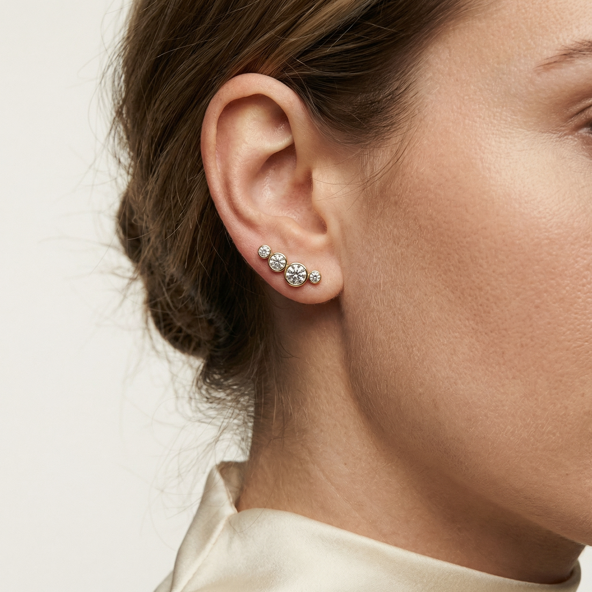 Briar Moissanite Earring
