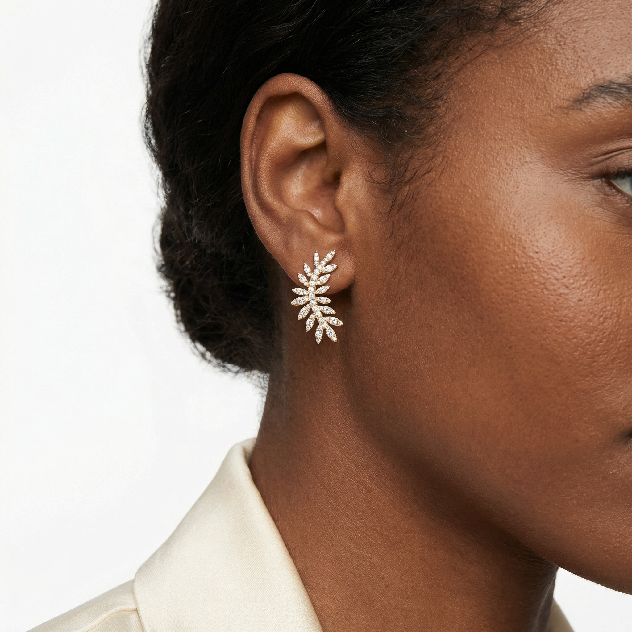 Cove Moissanite Earring