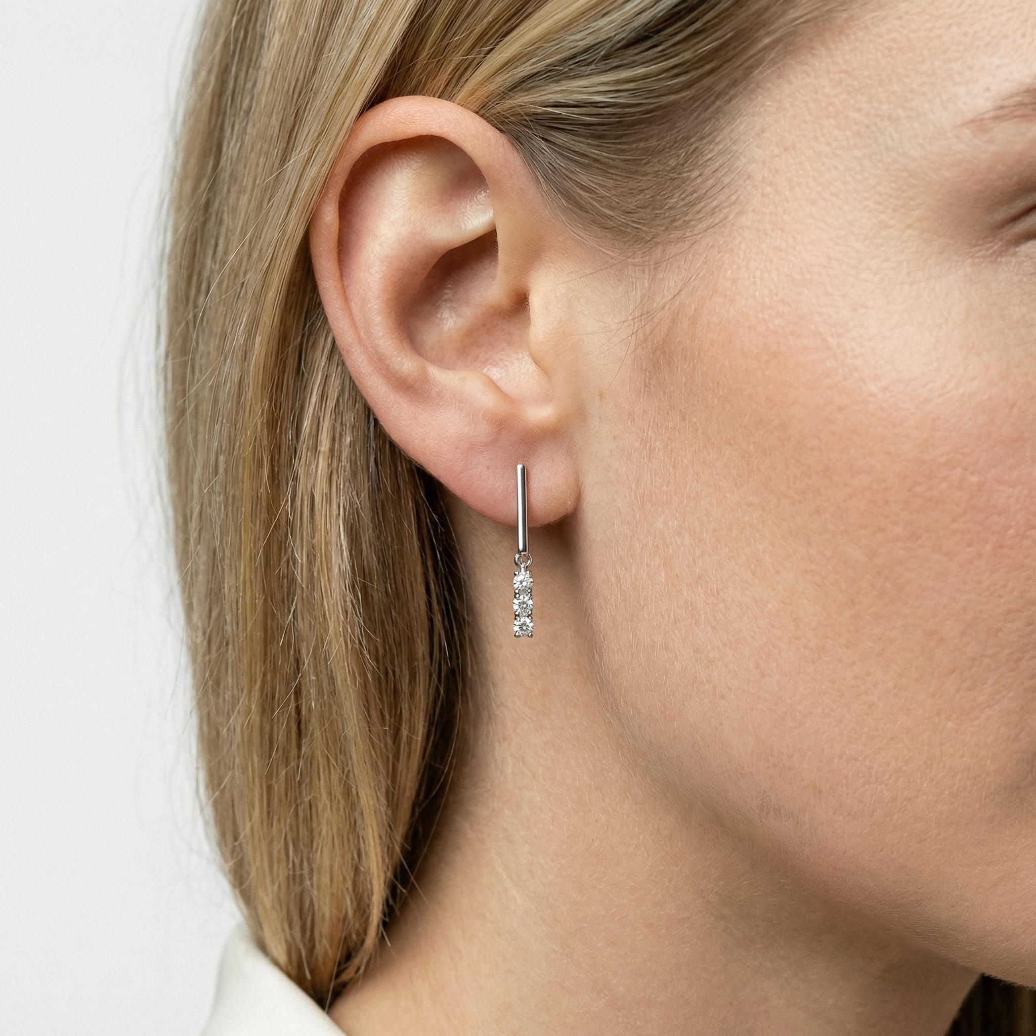 Cameo Moissanite Earring