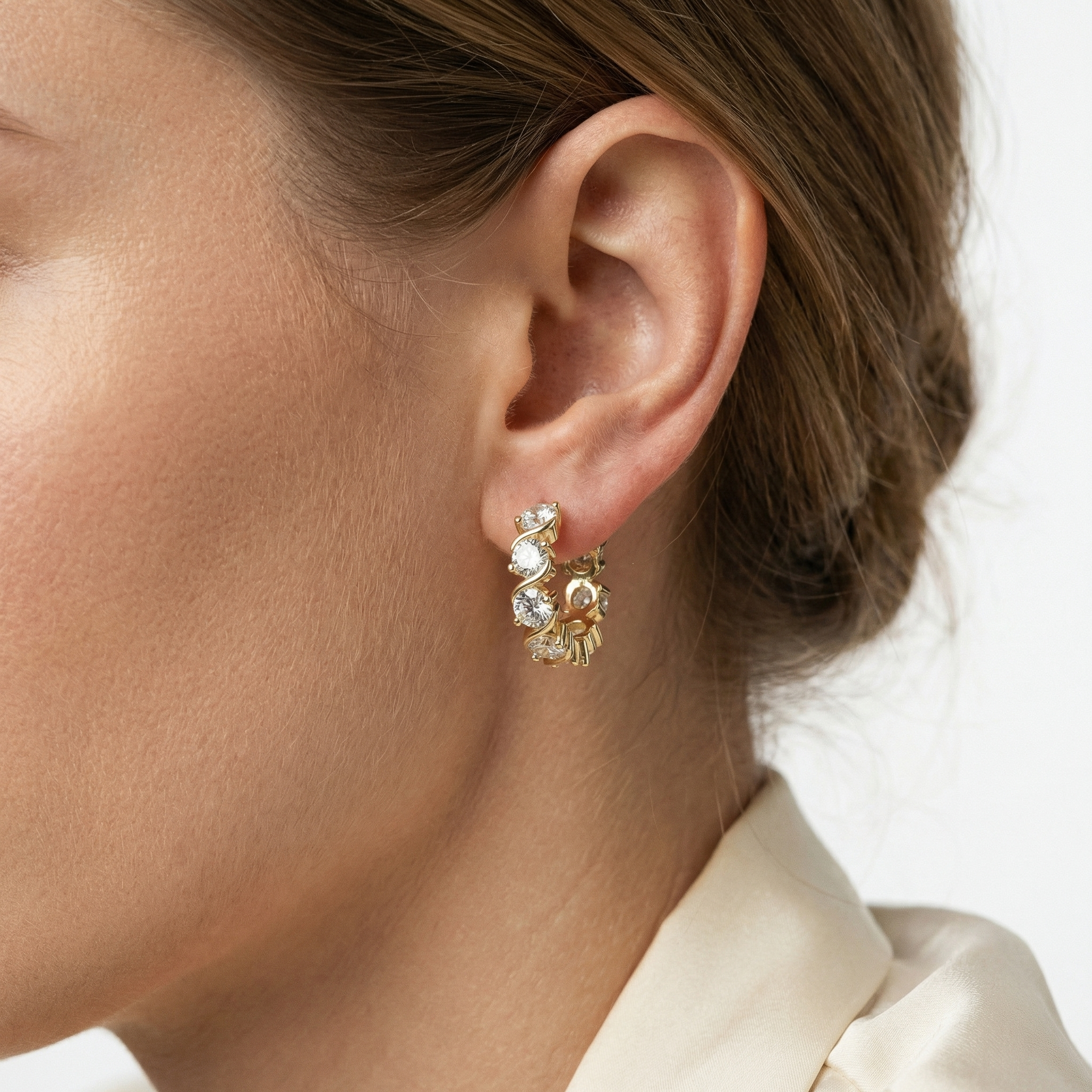 Solis Moissanite Earring